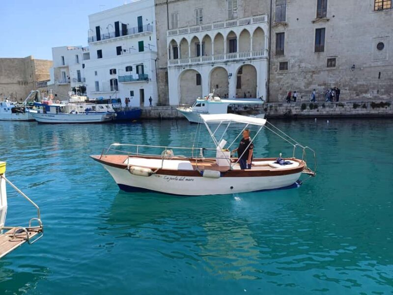 Gozzo tour along the coast of Monopoli - Practicalities and Booking