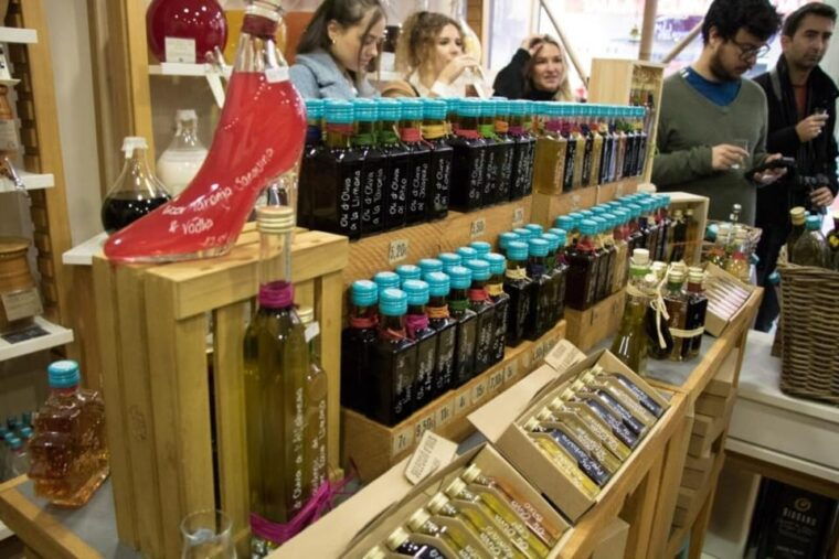 gracia-barcelona-private-bohemian-evening-food-experience