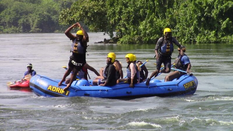 Grade 3 White water rafting on the Nile River - What to Expect on the Day