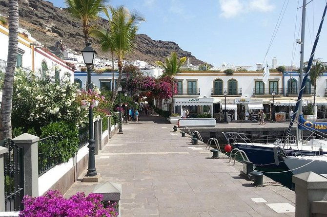 gran-canaria-shopping-day-in-puerto-mogan