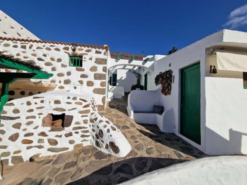 Gran Canaria: Tasting wine & local cheese in Mogan - Practical Details and Value