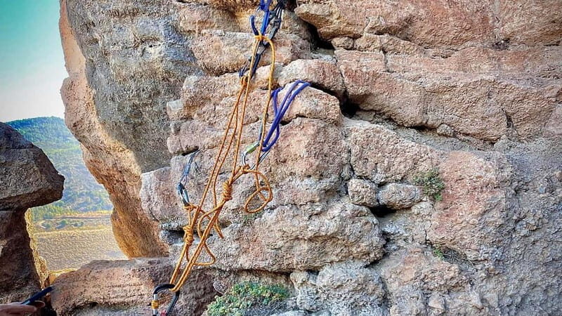 Granada: 2-Day Traditional Rock Climbing Outdoor Course - Practical Aspects and Considerations