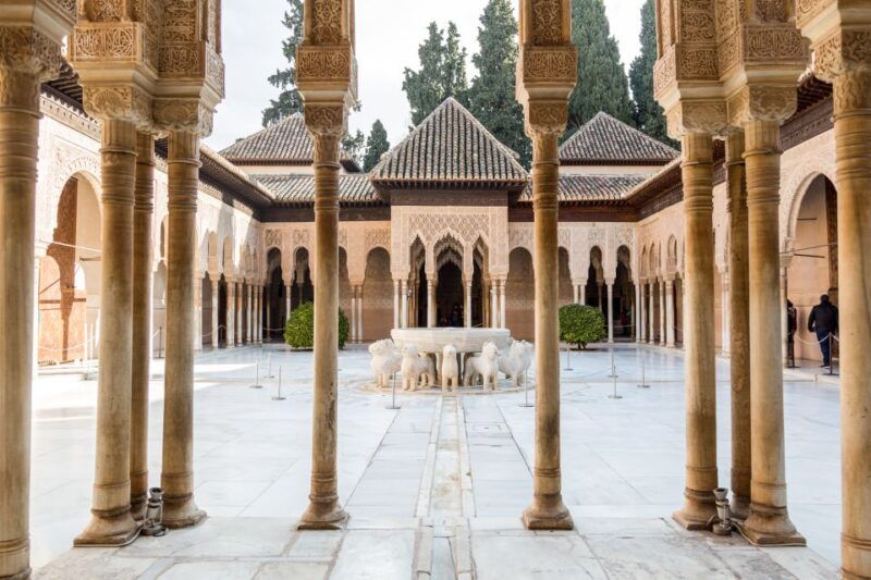granada-3-hour-alhambra-and-generalife-gardens-guided-tour
