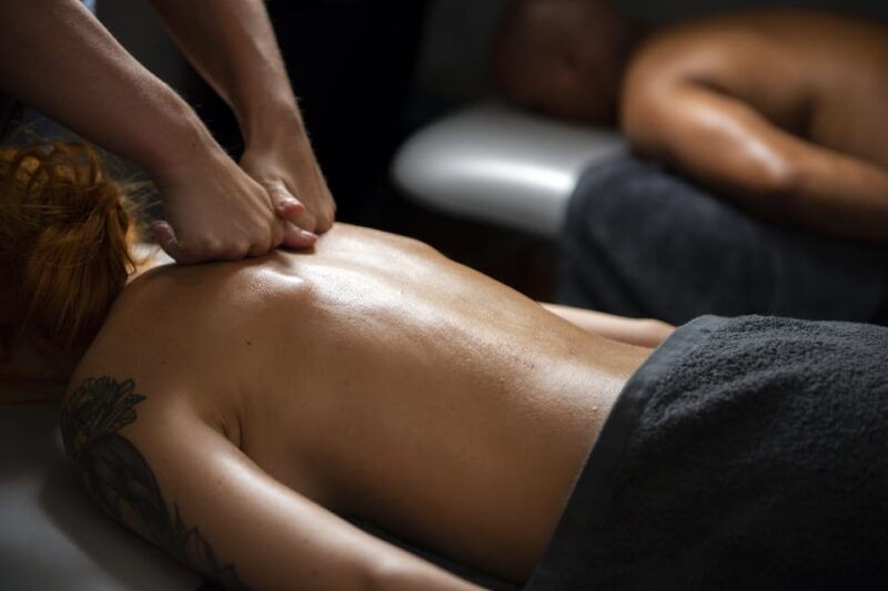 granada-50-minute-couples-massage