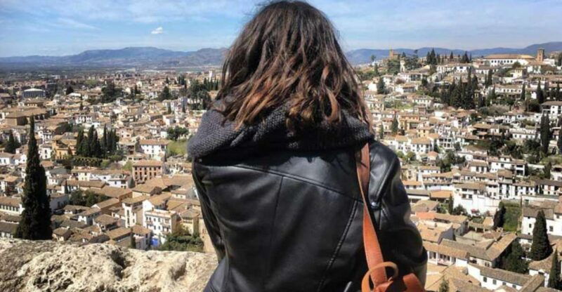 granada-albaicin-2-5-hour-tapas-drinks-walking-tour