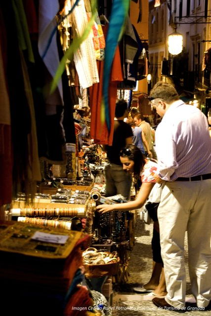 granada-albaicin-2-5-hour-tapas-drinks-walking-tour