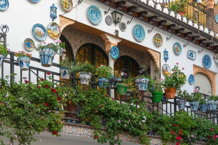 granada-albaicin-sacromonte-museum-of-caves-walking-tour