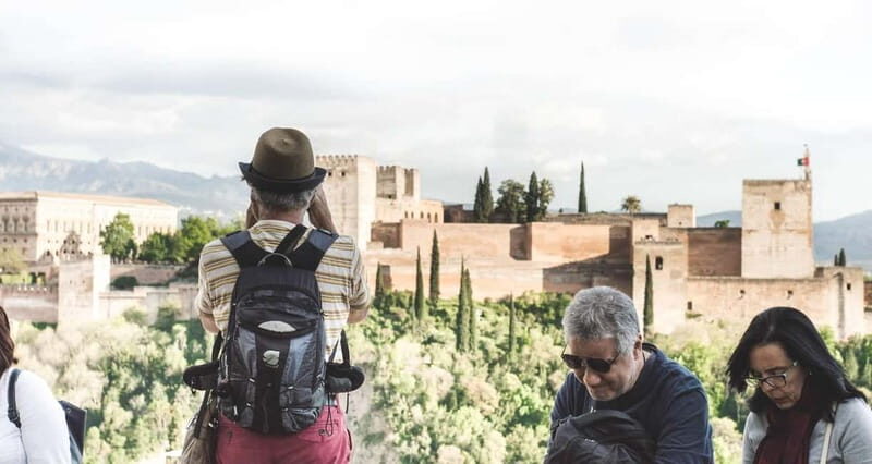 Granada: Albayzin and Sacromonte Hybrid Walking Tour - Highlights of the Tour