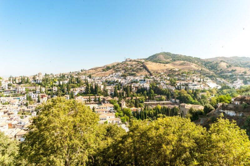 granada-alhambra-and-generalife-garden-ticket-guided-tour