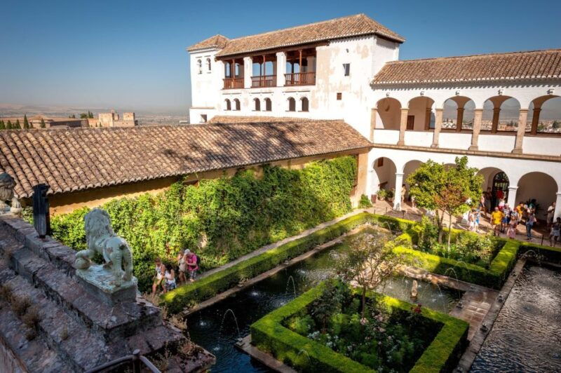 granada-alhambra-entry-ticket-with-audio-guide