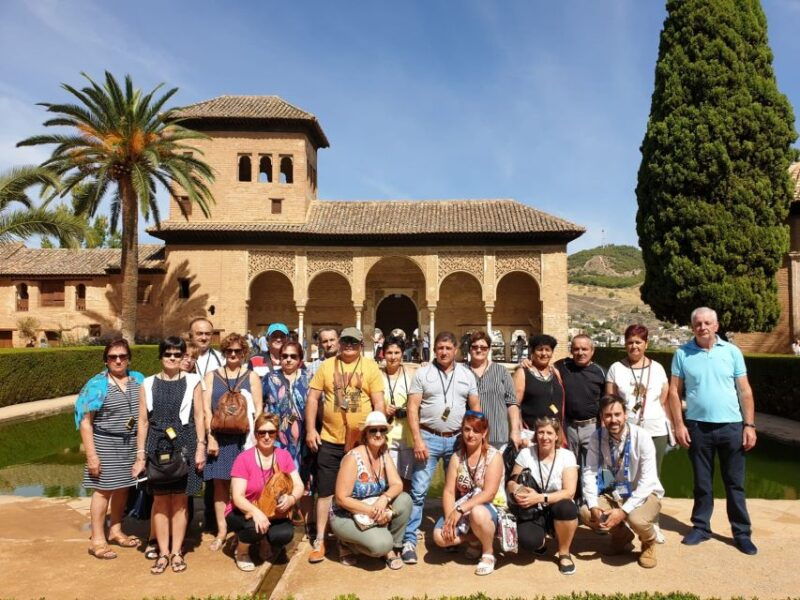 granada-alhambra-nasrid-palaces-generalife-guided-tour