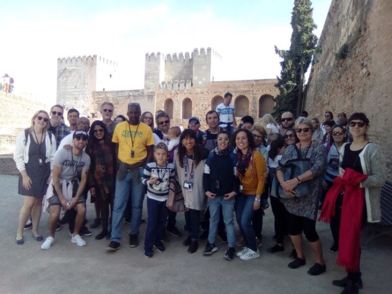 granada-alhambra-nasrid-palaces-generalife-guided-tour
