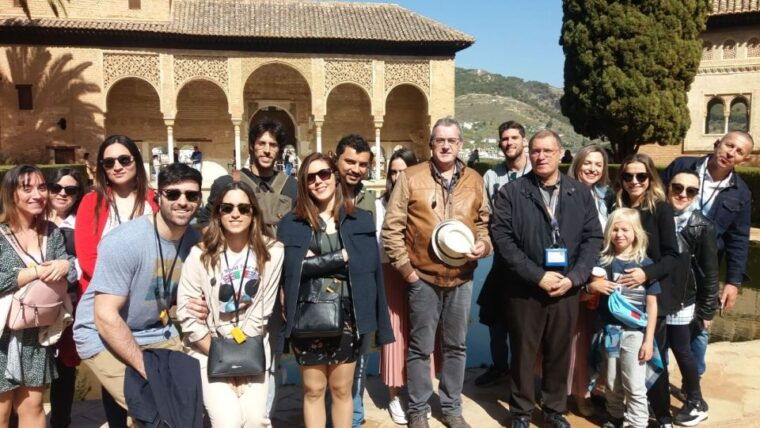 granada-alhambra-nasrid-palaces-generalife-guided-tour