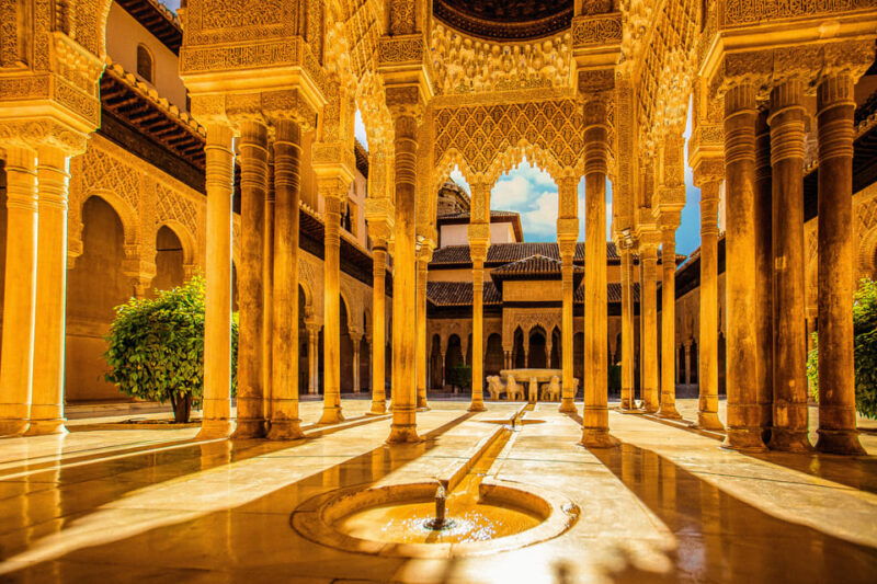granada-alhambra-nasrid-palaces-tour-with-tickets-2