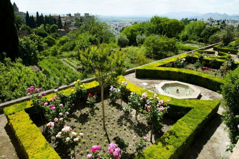 granada-alhambra-palace-guided-tour