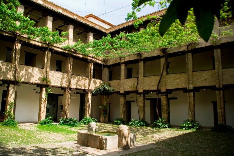 granada-and-albaicin-historical-private-tour