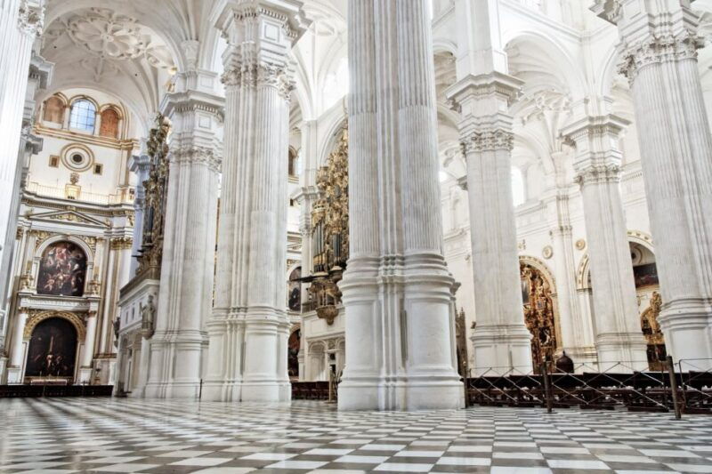 granada-cathedraroyal-chapel-albaicin-skip-the-line-tour