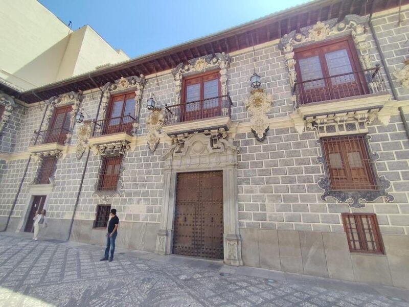 Granada: City center and Albaicin Private Tour - An In-Depth Look at the Itinerary and Experience