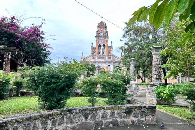 granada-colonial-city-isletas-boat-tour