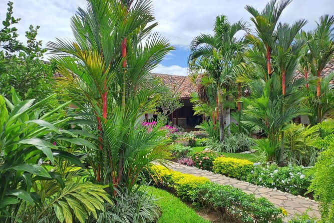 granada-colonial-city-tour-and-masaya-volcano