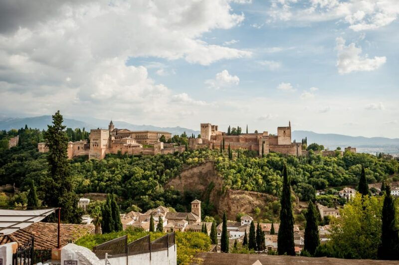 granada-e-bike-tour-and-fast-track-alhambra-ticket