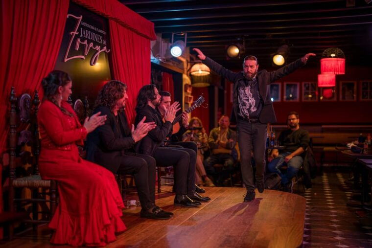 granada-flamenco-show-in-albaycin-jardines-de-zoraya