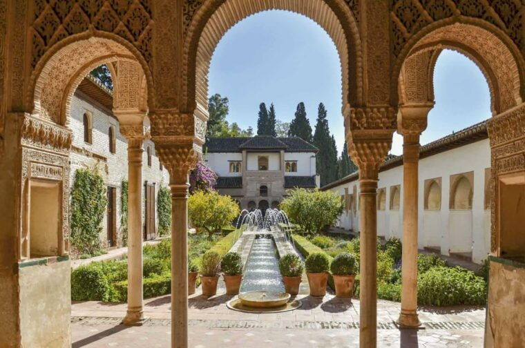 granada-full-alhambra-premium-guided-tour-with-tickets