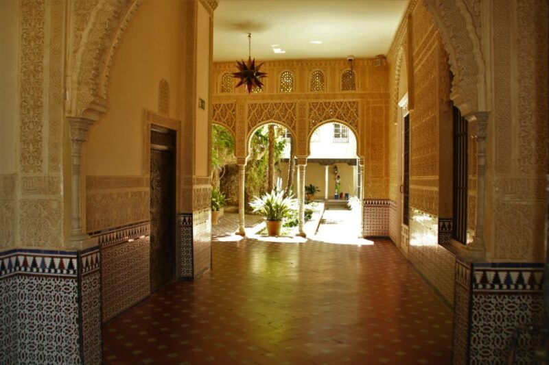 granada-gardens-of-carmenes-guided-tour