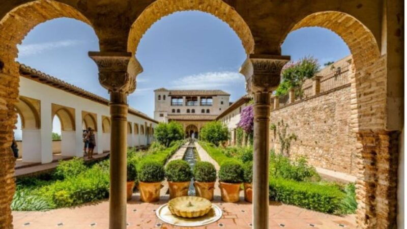 granada-generalife-and-alcazaba-guided-tour-without-tickets