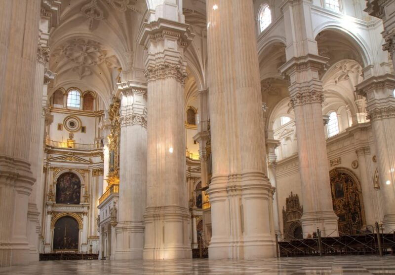 granada-half-day-private-walking-tour-with-local-guide