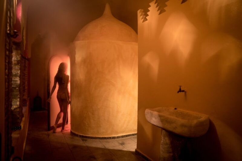 granada-hammam-experience-with-massage-at-banos-de-elvira