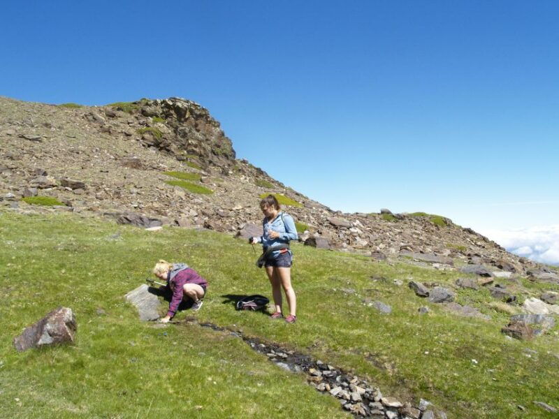 granada-high-sierra-nevada-hiking-tour-to-3000-meters-2