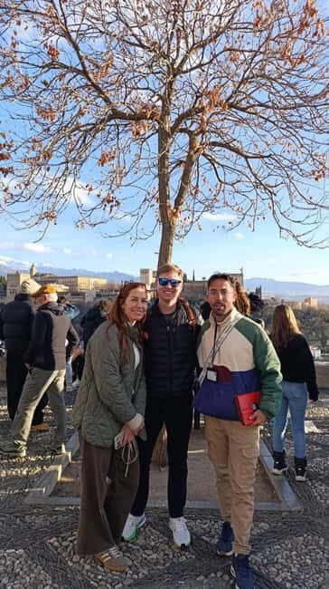 Granada: Hollywood & Sacromonte Tour - A Closer Look at the Granada: Hollywood & Sacromonte Tour