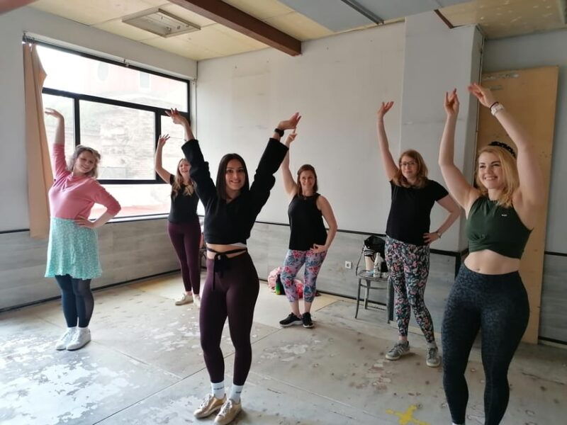 granada-latin-dance-and-salsa-class-experience