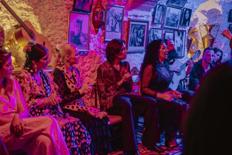 granada-los-amayas-cave-traditional-flamenco-show