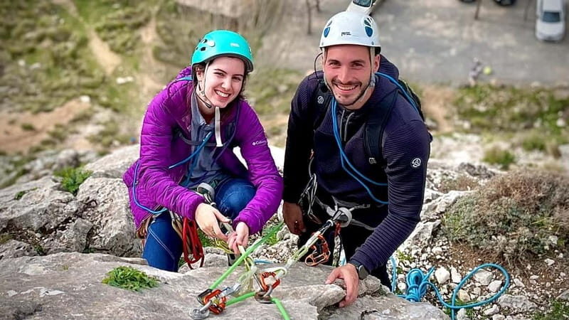 Granada: Multi-Pitch Sport Rock Climbing Outdoor Course - Key Points