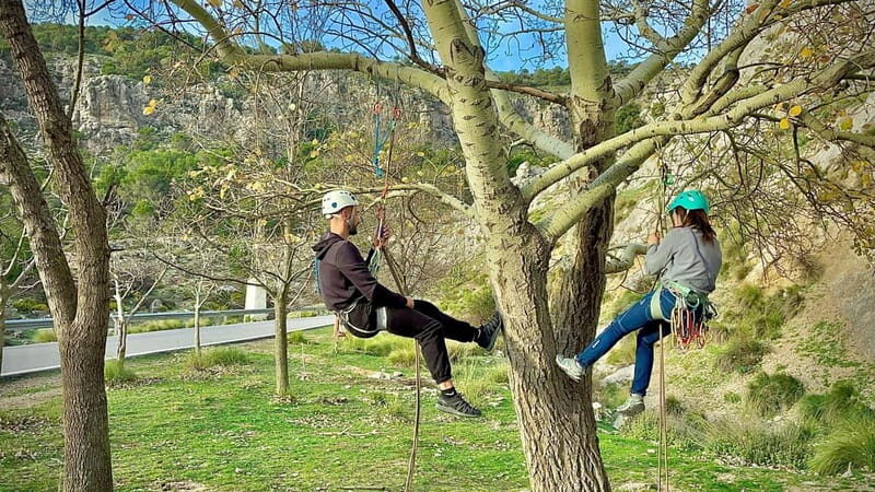 Granada: Multi-Pitch Sport Rock Climbing Outdoor Course - FAQ
