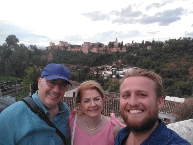 Granada: Private Walking Tour with a Local - The Itinerary Breakdown