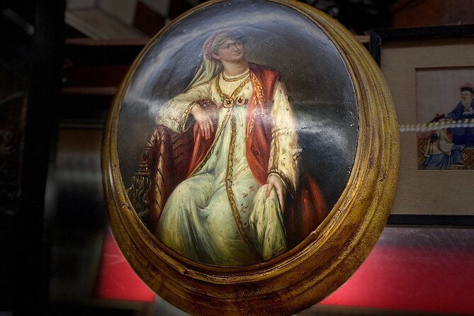 grand-bazaar-through-the-alleys