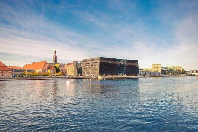 grand-bike-tour-of-copenhagen-old-town-attractions-nature