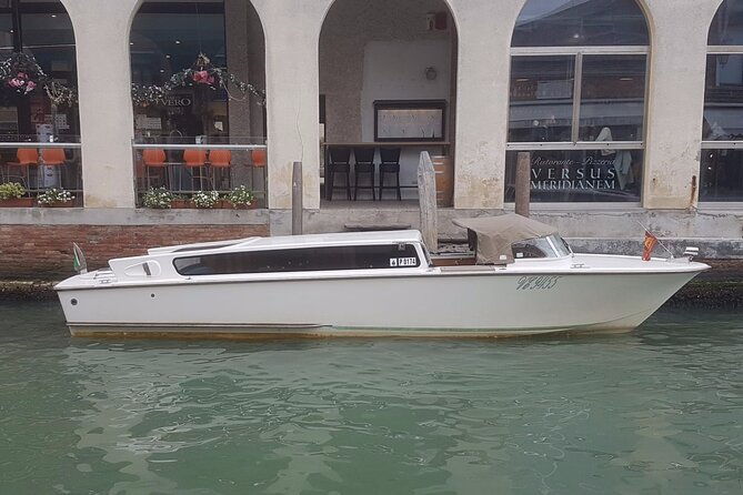 grand-canal-murano-glass-factory-glass-blowing-experience