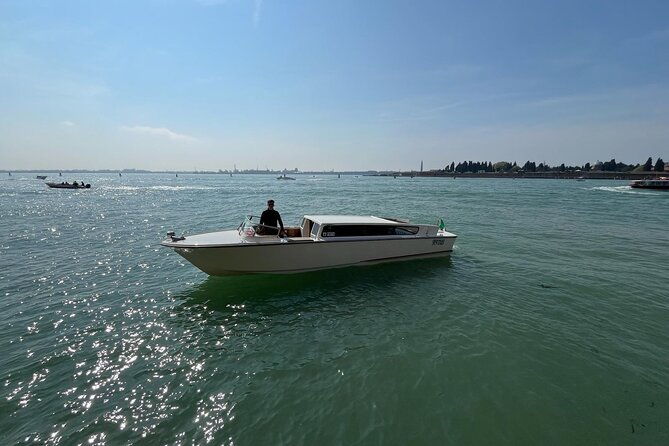 grand-canal-murano-glass-factory-glass-blowing-experience