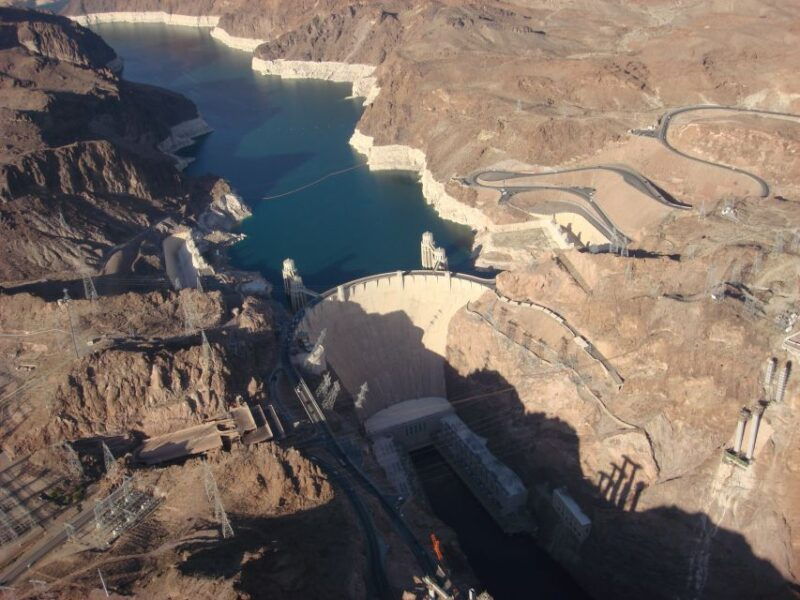 grand-canyon-helicopter-tour-with-black-canyon-rafting