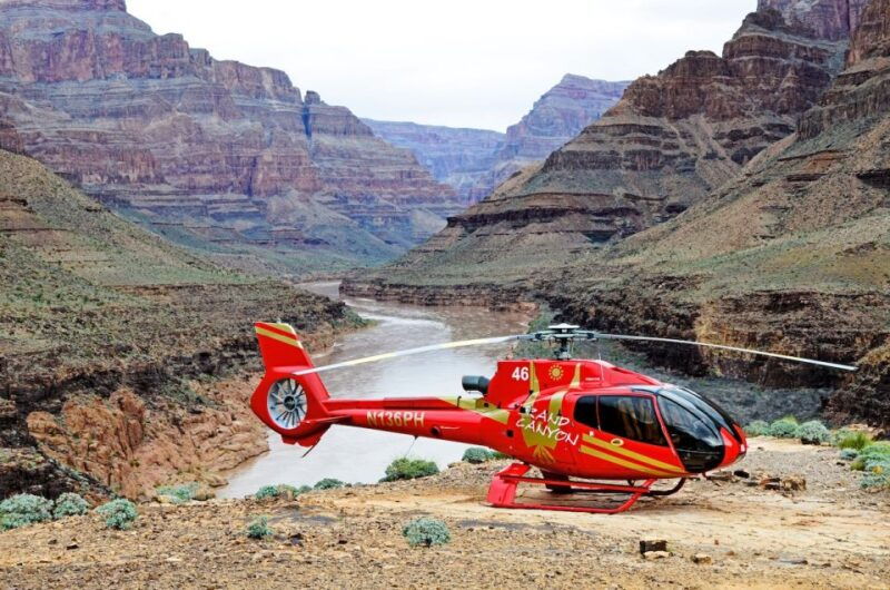 grand-canyon-helicopter-tour-with-black-canyon-rafting