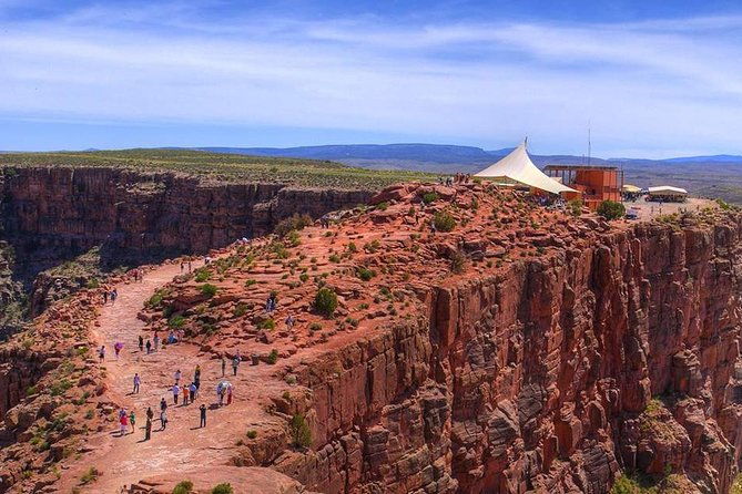 grand-canyon-hoover-dam-and-joshua-tree-forest-small-group-tour