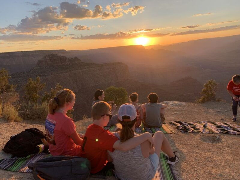 grand-canyon-national-park-guided-sunset-hummer-tour