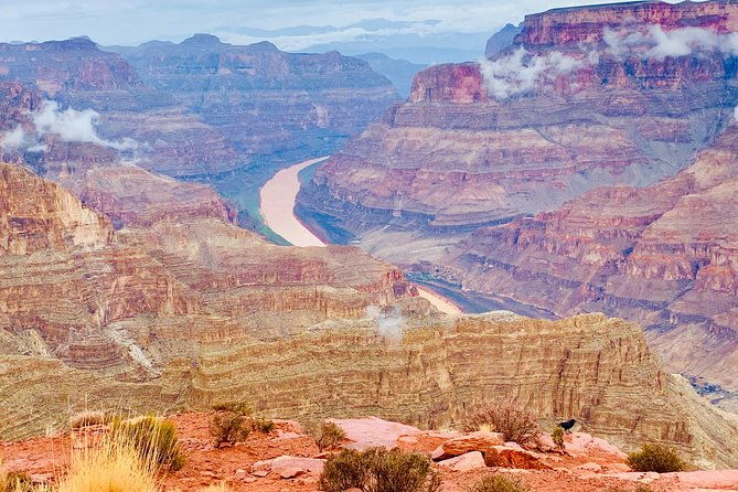 grand-canyon-tour-in-spanish-with-skywalk-and-hoover-dam-included-2