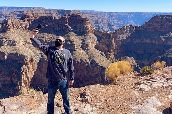 grand-canyon-west-helicopter-tour-from-las-vegas-with-optional-skywalk