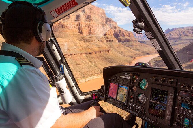 grand-canyon-west-rim-by-coach-with-helicopter-tour-and-meals-2