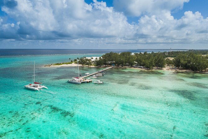 grand-cayman-catamaran-tour-to-stingray-city-and-rum-point